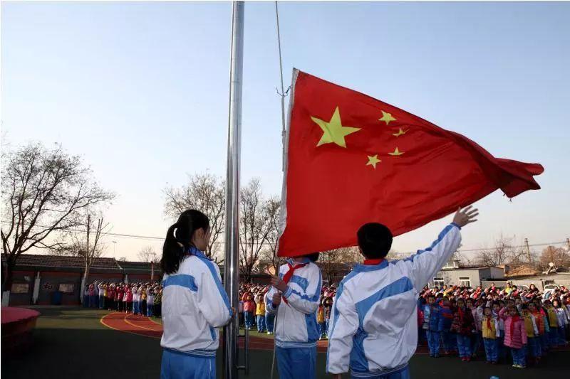最近十年，中国的变化给你感触最深的是什么？